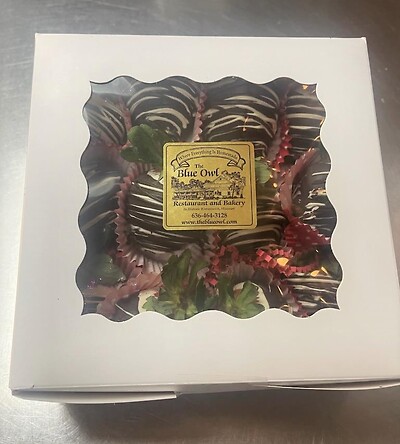 Arnold Florist &quot;Chocolate Dipped Strawberries&quot; Full Pound