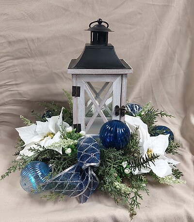 AF Blue and White Winter Lantern Silk Display 1