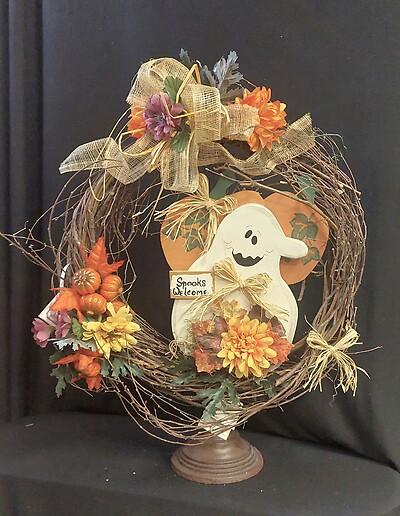 Spooks Welcome Wreath